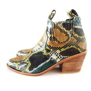Wandering Coyote Snakeskin Alabama Western boots